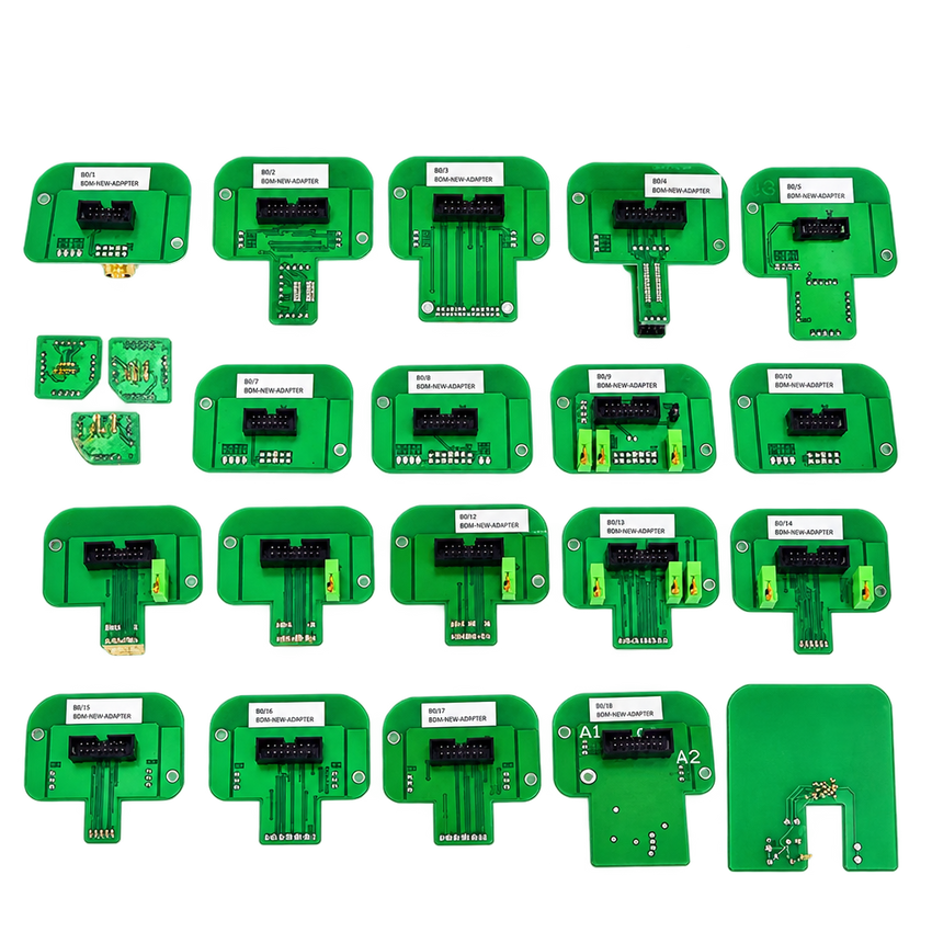 Kit de 22 adaptateurs BDM pour calculateurs ECU, cartes vertes et connecteurs disposés en rangées.